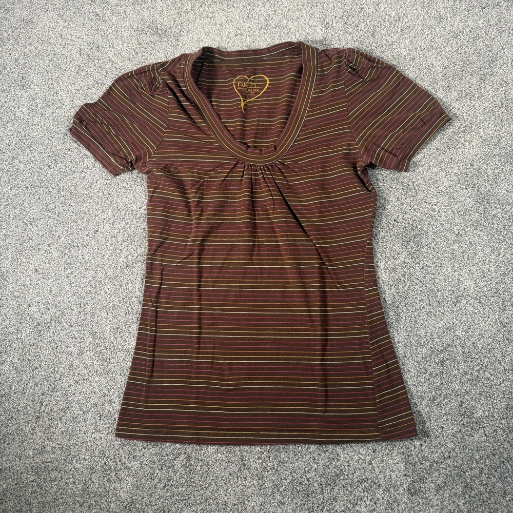 Rue21 T-Shirt L Striped Y2K McBling Preppy Mall Girl Teen Casual Retro Everyday